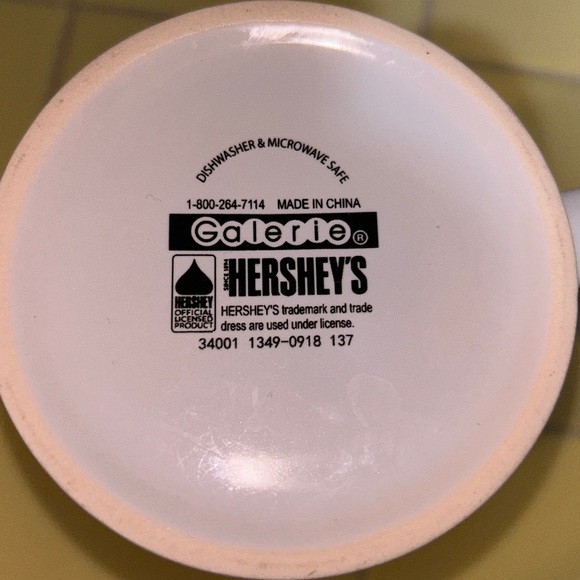 Hershey’s Mug - Picture 5 of 8